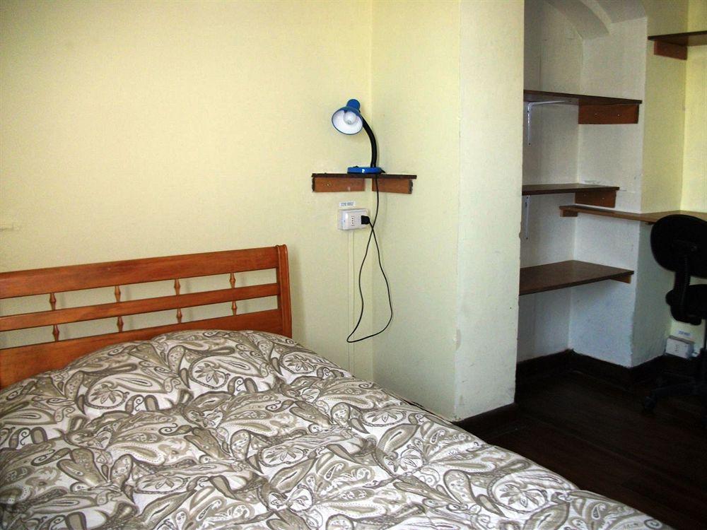 Patrimonial Little Castle Bed and breakfast 2*